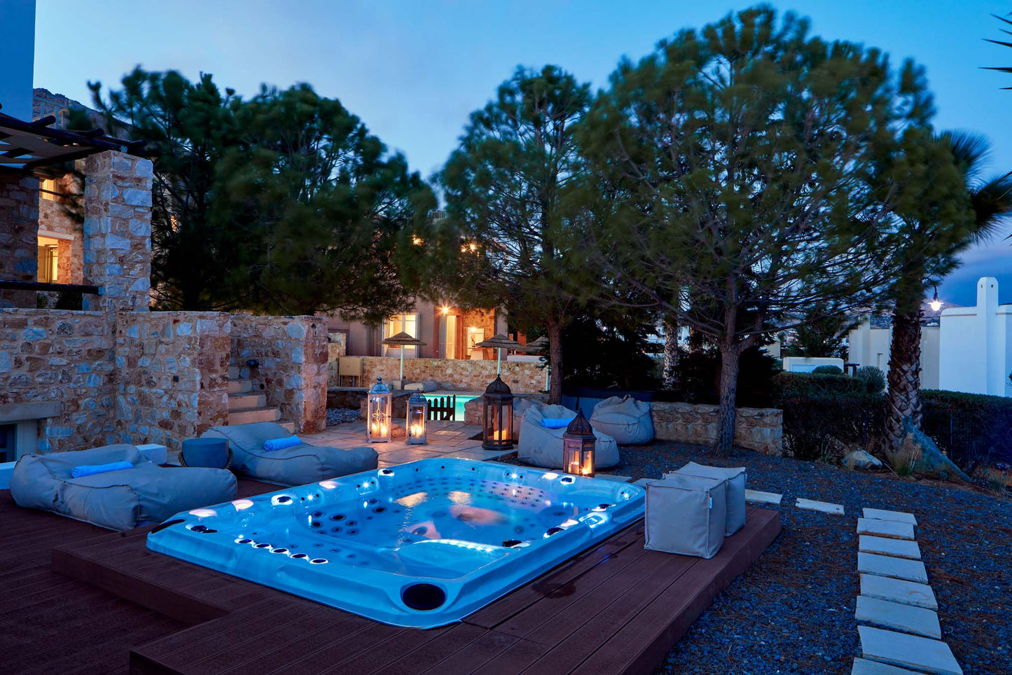 Ecstatic Mighty Wave